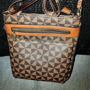Crossbody bag